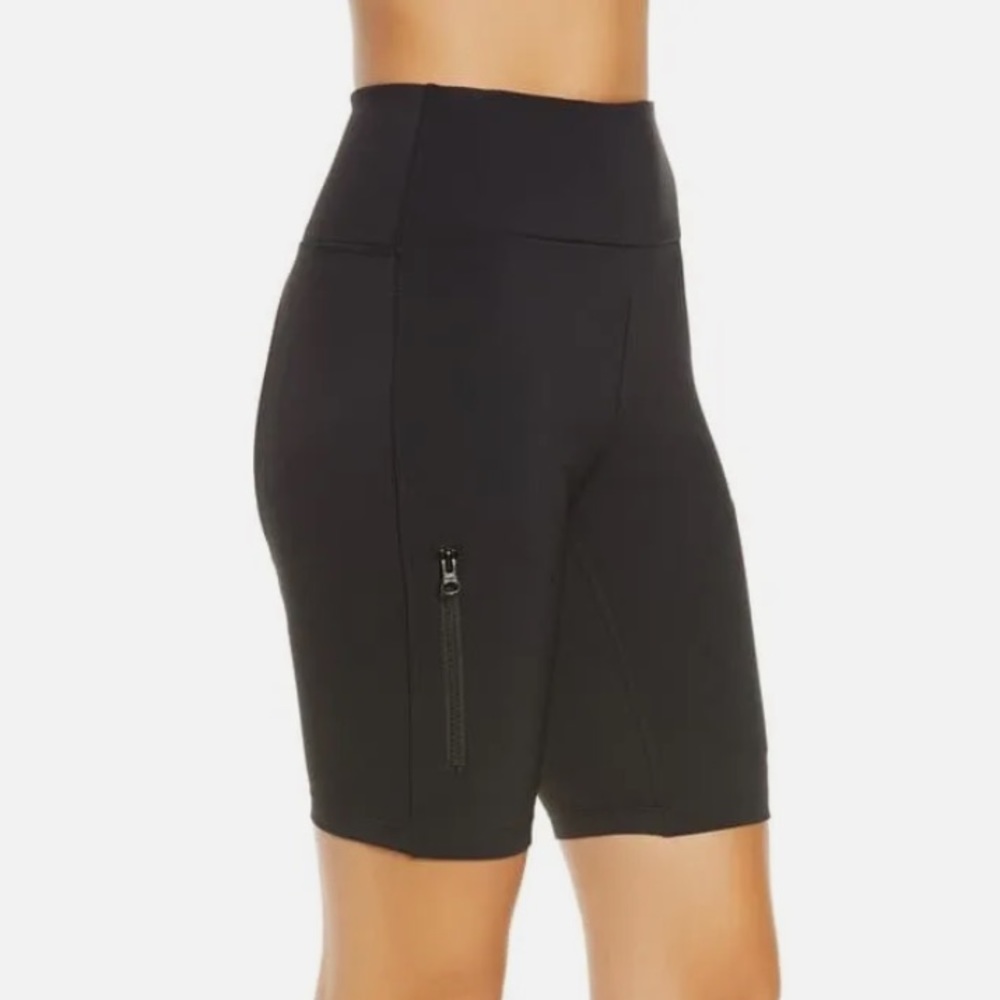 ZELLA urban high waste biker shorts with zipper pockets
